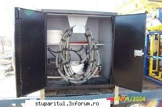 Administrare sirop cantitate mare/timp redus - Interiorul cutiei de comanda-stocare - HRANIREA ARTIFICIALA