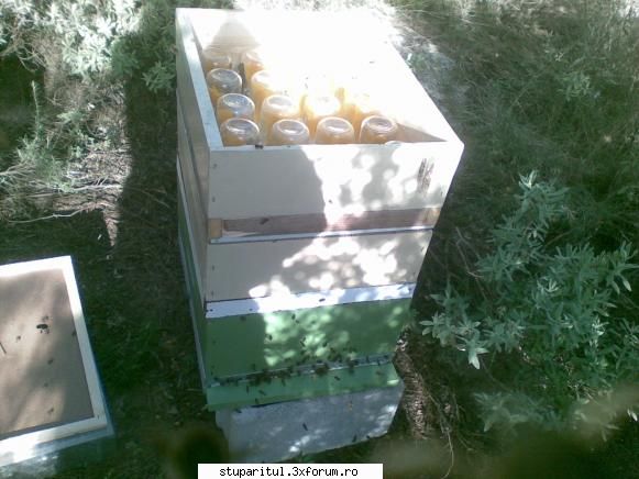 Avem nevoie de ceara. - presarea nu se face intre pereti butoiului ci - PRODUSELE ALBINELOR