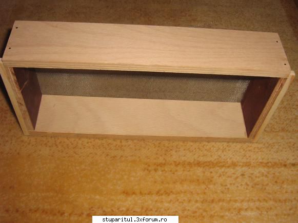 Colector de polen de urdinis - poze , dimensiuni - albinuzasrl - PLANURI....PLANURI....PLANURI.....