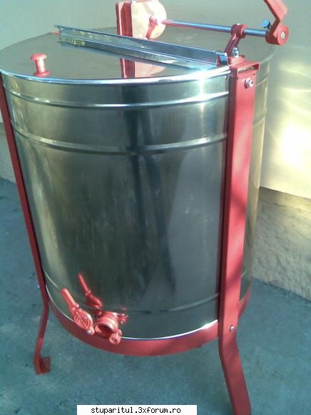 Confectionare centrifuga - Deoarece vind diferite tipuri de extractoare si - ECHIPAMENTE SI UTILAJE APICOLE