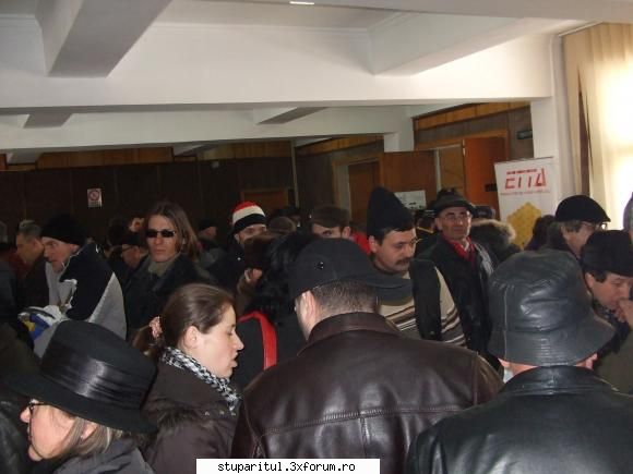 De la Iasi ( Targul apicol Martie 2010 ) - Alecs - CALATORII SI INTALNIRI