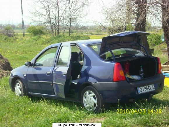 De la SUD la NORD-ul Olteniei - Vehicolul tragator odihninduse!!!! - JURNAL DE APICULTOR - JURNALE PERSONALE
