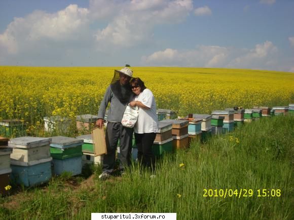 De la SUD la NORD-ul Olteniei - Apicultor Lusu si sotia lui!!! - JURNAL DE APICULTOR - JURNALE PERSONALE