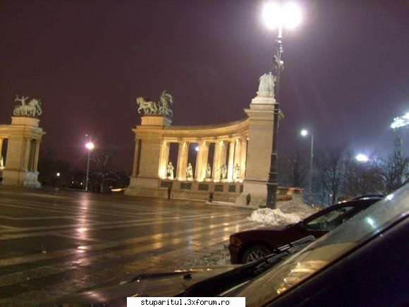 După t�rgul de la Sekesfehervar, turişti la Budapesta - sa nu creada cineva - CALATORII SI INTALNIRI