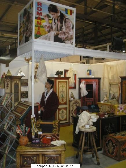 Expozitia de artizanat de la Milano - Din pacate, prezenta noastra s-a redus la 4 - CALATORII SI INTALNIRI