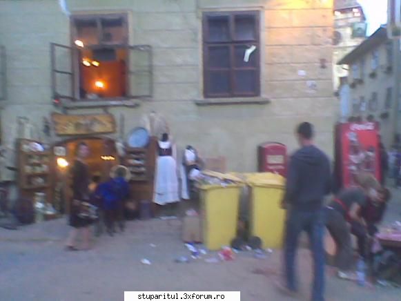 Festival pseudomedieval Sighisoara 2009 - imgine graitoare pe situatia turismului - CALATORII SI INTALNIRI