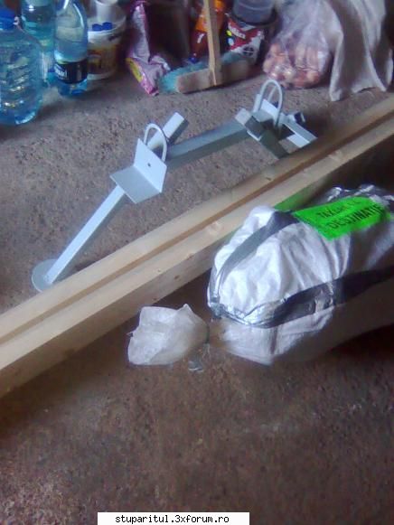 Idee buna pentru asezarea stupilor: - Dar asta? Mi-a facut CROMBRA o lucrare - VIDEOCLIPUL SAPTAMANII