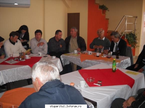 Intalnire apicultori: SIBIU sau Ramnicu Valcea - Nea Gica a fost nasul,l-am pus in - CALATORII SI INTALNIRI