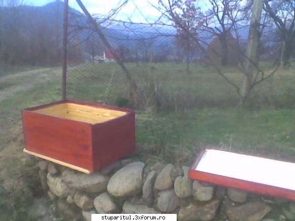 Lucrari la remorca - Se observa izolatia in capac (polistiren - PLANURI....PLANURI....PLANURI.....