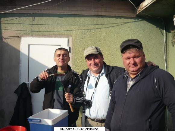 MAREA INTALNIRE A OLTENILOR - Cristi M(st�nga),Dragoş,Dănuţ - CALATORII SI INTALNIRI