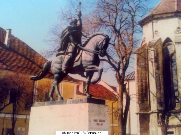 Moldova - locuri, oameni, mentalitati - Salutari cu regrete ca nu am prins - BATTLEFIELD - CAMP DE LUPTA