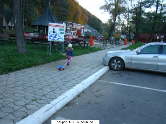 Pe langa Piatra Neamt - kmkm - POZE