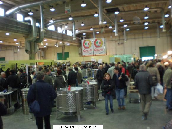 Piacenza - vedere generala interioara - POZE