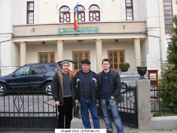 Poze targul Faget 2008 - Albinutza (Casian), Ratcu (apicultor de elita - POZE