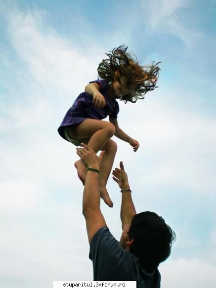 Pupemea - I believe I can fly - PAGINI PERSONALE ! CINE SUNT EU ?