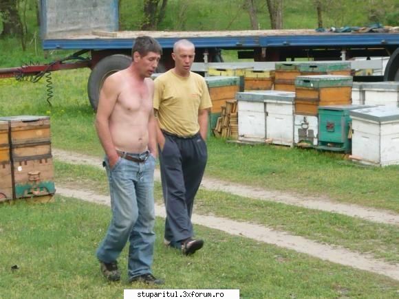 Pupemea - Cel de langa tine este cumva Badea Marian? Lui - PAGINI PERSONALE ! CINE SUNT EU ?