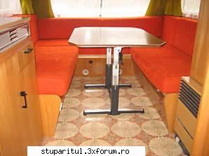 Rulota apicola - Am cumparat o rulota turistica ,5m lungime ,2m - ECHIPAMENTE SI UTILAJE APICOLE