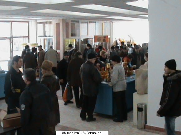 S-a deschis targul apicol la Slobozia - Pentru mine ca incepator in ale targurilor - DISCUTII APICOLE DIVERSE