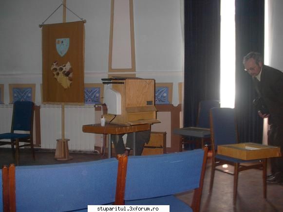 STUPUL rOTATIV - Aici este stupul rotativ despre care ati vorbit - NOUTATI IN APICULTURA