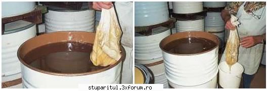 Spumuirea mierii dupa decantare .POZE - stupar hoinar - PRODUSELE ALBINELOR