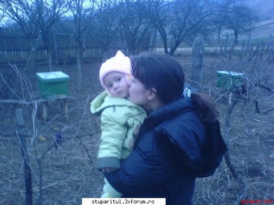 Stupina mea - Sotia si fetita. Zic eu cele mai inportante - POZE