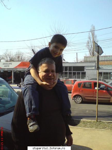 Targ Apicol Bucuresti 2011 - doi ..poza de familie - CALENDAR APICOL - EVENIMENTE APICOLE