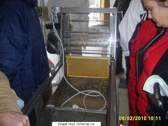 targ cimpina utilaj foarte masina manuala sau automata (motor partea stanga sus)de decapacit pret