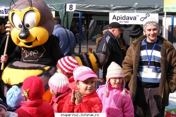 Targul Apicol Blaj 2009 - Postez si eu cateva poze de la tarag - CALENDAR APICOL - EVENIMENTE APICOLE