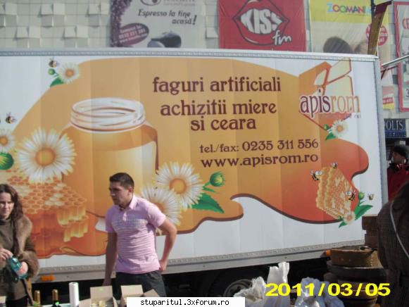 Targul Apicol Iasi 2011 - Caldura mare.Vremea tine cu noi.Dumnezeu - CALENDAR APICOL - EVENIMENTE APICOLE