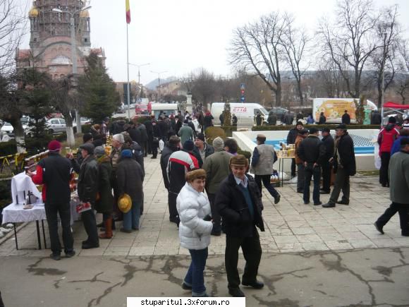 Tirgul apicol al "Tarii Fagarasului" - participanti si expozanti - CALENDAR APICOL - EVENIMENTE APICOLE