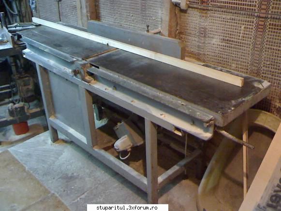 Utilaje tamplarie lemn - Am cumparat de curand o combinata abricht cu - ECHIPAMENTE SI UTILAJE APICOLE
