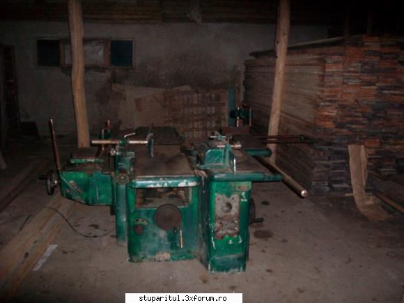 Utilaje tamplarie lemn - Este o marca italiana "Steton 350" ii trebuie - ECHIPAMENTE SI UTILAJE APICOLE