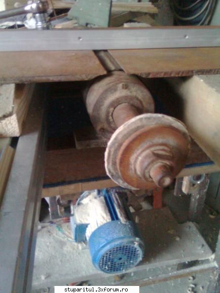 Utilaje tamplarie lemn - alex_sa - ECHIPAMENTE SI UTILAJE APICOLE