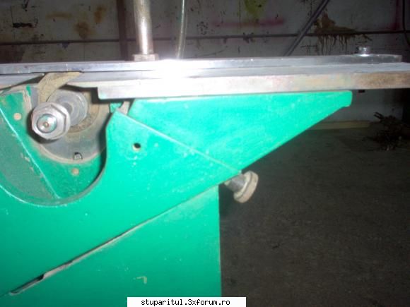 Utilaje tamplarie lemn - lucianzaharia - ECHIPAMENTE SI UTILAJE APICOLE