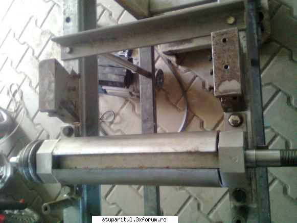 Utilajul meu: - paul_78f - ECHIPAMENTE SI UTILAJE APICOLE