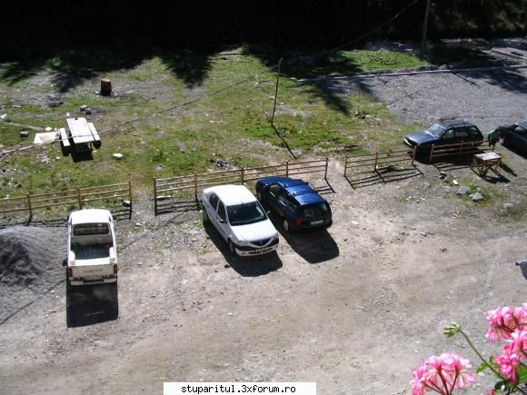cu Loganul la munte si la mare - Prima cazare - o vila la Piscu Negru Loganelul in - CALATORII SI INTALNIRI