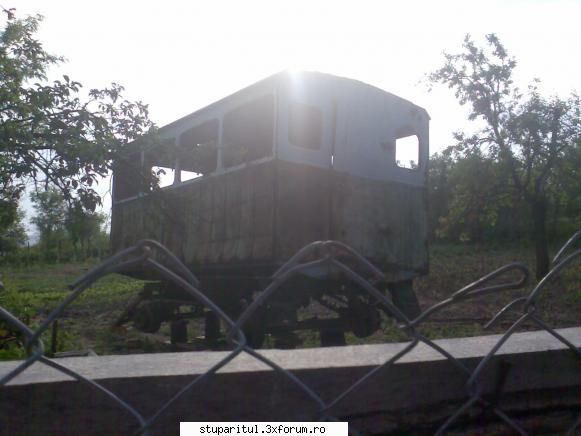 greu cind pleci de la 0 - parcat in gradina - PAGINI PERSONALE ! CINE SUNT EU ?