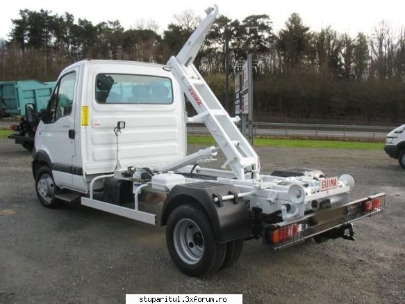 inginerie in apicultura - Sistemul Ampliroll sau hook-loader montat pe - ECHIPAMENTE SI UTILAJE APICOLE
