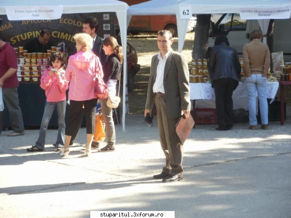 poze targul mierii bucuresti 2010 - Salut! Am fost vineri la deschiderea Targului - POZE