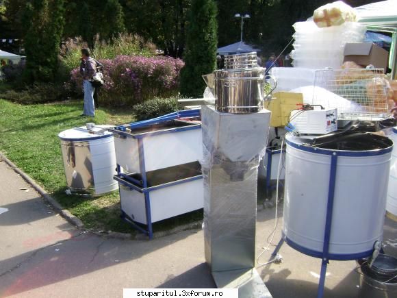 pozele lu proapis13 - utilaje apicole - POZE