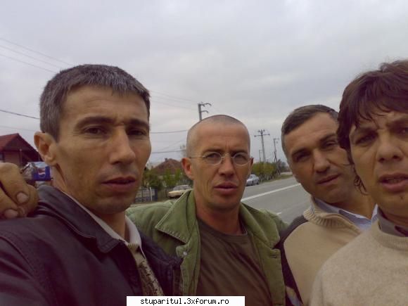 salutari apicultori - adi hodis - PAGINI PERSONALE ! CINE SUNT EU ?
