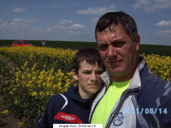 si pe mine m-au stropit - eu si fiul meu de 15 ani care avea o intepatura - REZERVAT MEMBRILOR "STUPARITUL"
