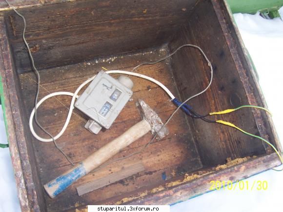 stupina incalzita electric - janese - REZERVAT MEMBRILOR "STUPARITUL"