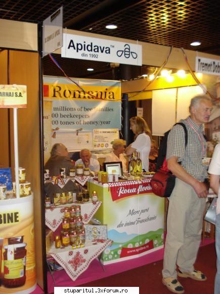 targ Apimondia 2009 - radudulau - CALENDAR APICOL - EVENIMENTE APICOLE