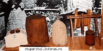 tego placaj (material stupi) - eu i-mi cer scuze ,faza cu stupii de caramida - ECHIPAMENTE SI UTILAJE APICOLE