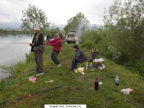 tusaz - In timpul liber (foarte putin) merg la pescuit - PAGINI PERSONALE ! CINE SUNT EU ?